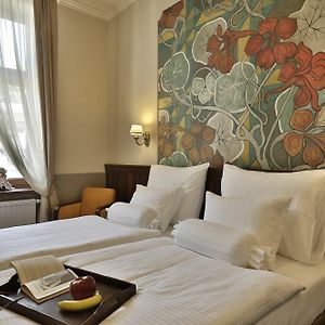 Hotel Amber Design